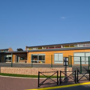 2009 GROUPE SCOLAIRE